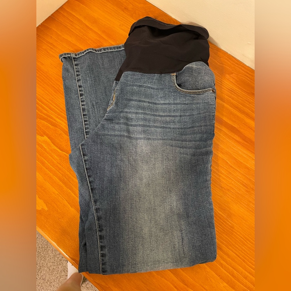 Liz Lange Maternity Jeans Bootcut Size 16
